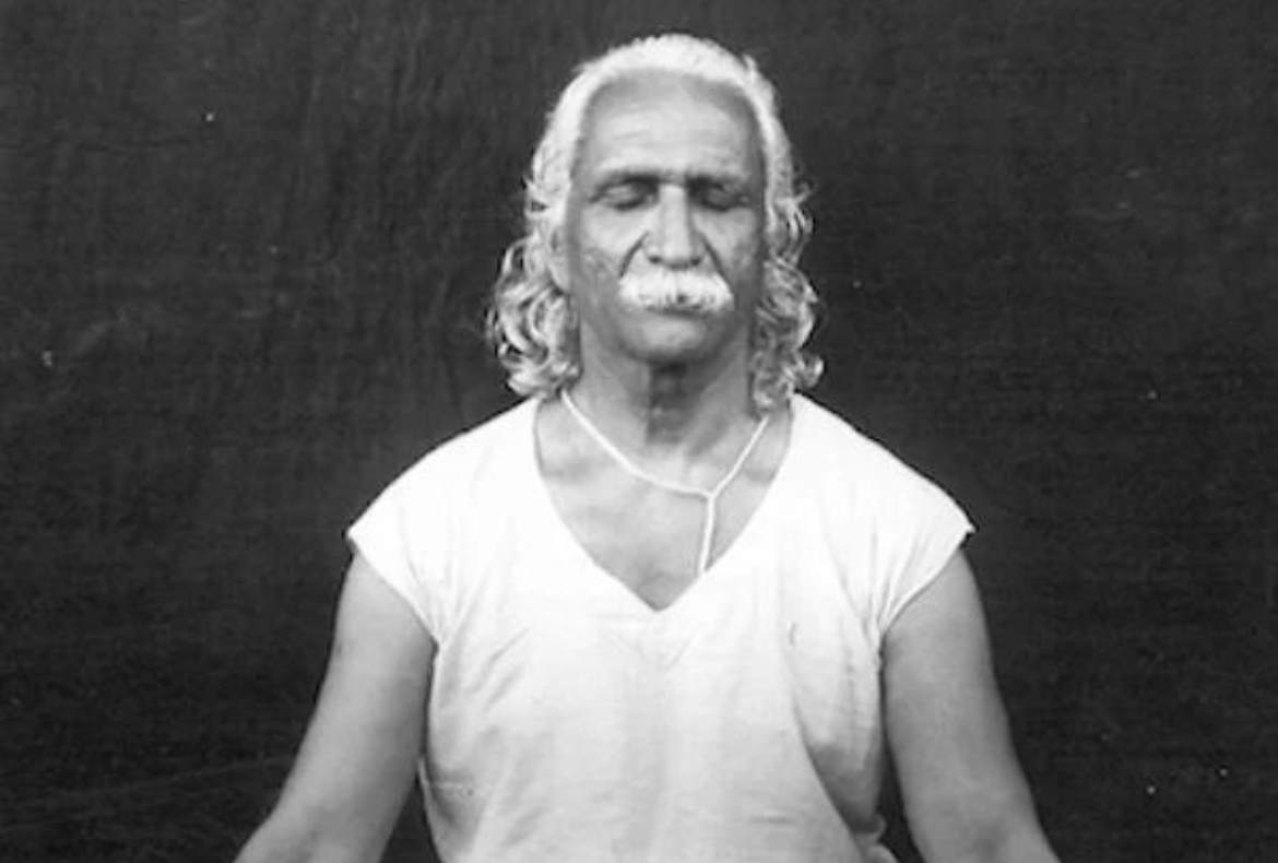 Swami Kavalayananda